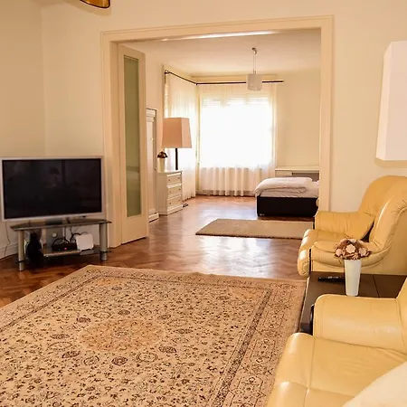 Museum Square Cluj-napoca Apartament